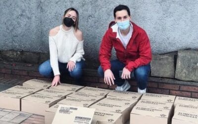 Alimentando Sonrisas: Una caja, muchas causas, mil formas de dar